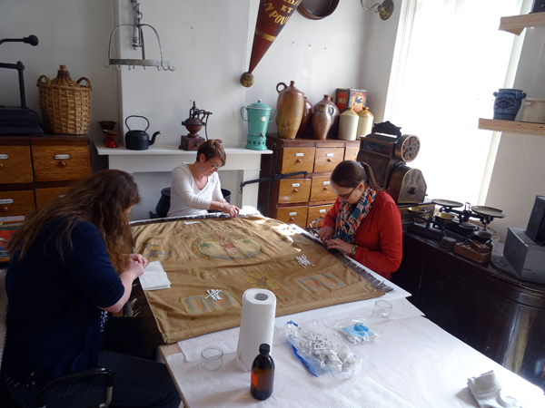 Restaurations textiles